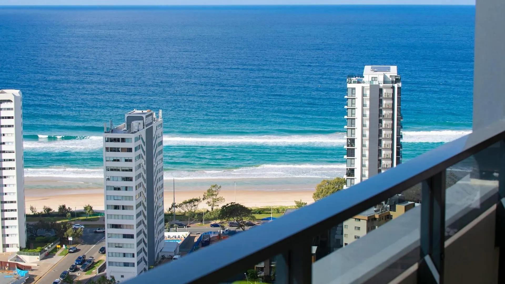 Ruby Apartments - Self Contained, Privately Managed Apartments Gold Coast